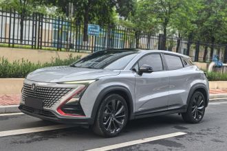 长安UNI-T 2020款 1.5T 尊贵型