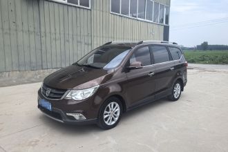 宝骏730 2014款 1.5L 手动舒适ESP版 7座