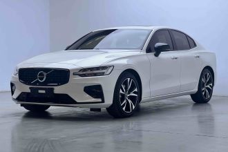 沃尔沃S60 2022款 B4 智远运动版
