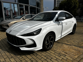 名爵 MG5 2025款 300TGI 全球旗舰版