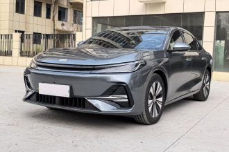 吉利银河 银河A7 2025款 EM-i 150km 探索+版