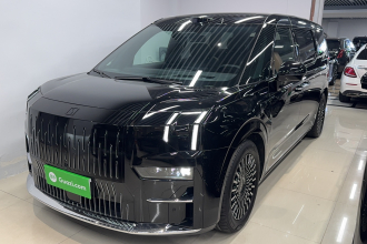 极氪009 2024款 六座行政版四驱 108kWh
