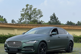 捷豹XEL 2020款 2.0T 200PS S进取优雅版