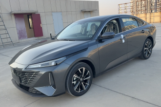 长安 逸动 2025款 蓝鲸 1.5T 500Bar尊贵型