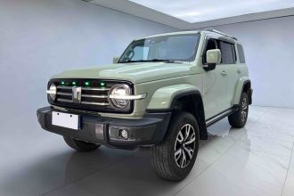 坦克300 2023款 城市版 2.0T 很有型