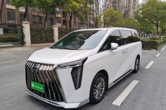 广汽传祺 传祺M8 2023款 宗师系列 400T 至尊版