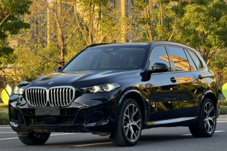 宝马X5 2023款 xDrive 30Li 尊享型M运动曜夜套装