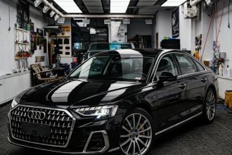 奥迪A8 2025款 A8L 50 TFSI quattro 臻选型