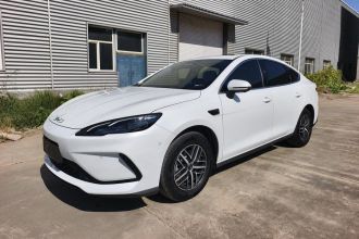 比亚迪 海豹05 DM-i 2025款 DM-i 智驾版 120KM旗舰型