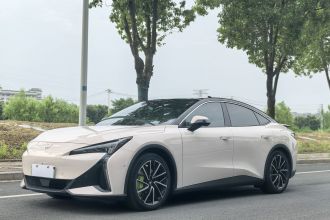ARCFOX极狐 极狐 阿尔法S5 2024款 708MAX 200kW