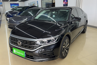 大众 帕萨特 2023款 改款 330TSI 豪华版