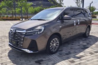 别克GL8 2020款 陆上公务舱 652T 舒适型