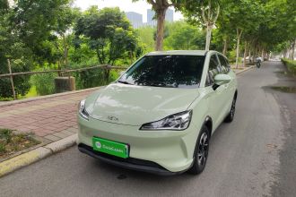 哪吒汽车 哪吒V 2021款 长续航娱乐版升级型