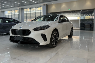 宝马2系 2025款 225L M运动套装