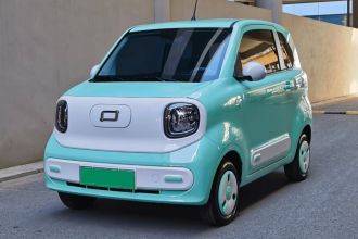 奔腾小马 2025款 222km 闪电马