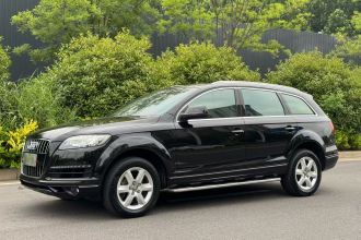 奥迪Q7 2011款 3.0 TFSI 技术型(200kW)