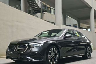 奔驰E级新能源 2024款 E 350 e L 插电式混合动力运动轿车