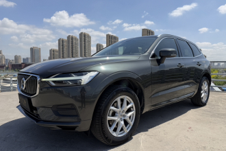 沃尔沃XC60 2019款 T5 四驱智逸版 国VI