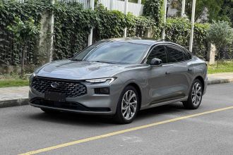 福特 蒙迪欧 2022款 改款 EcoBoost 245 至尊型