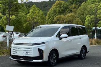 上汽大通MAXUS 大通G50 2025款 MAX 1.5T 自动豪华版