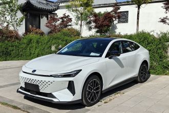 长安UNI-V 智电iDD 2024款 蓝鲸智电iDD 136km 智尊型