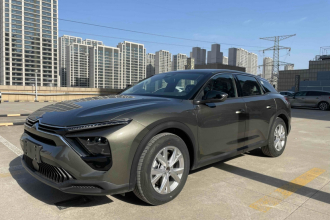 雪铁龙 凡尔赛C5 X 2025款 1.6T 海外版