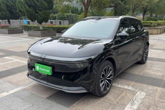 极氪7X 2025款 75kWh 后驱智驾版