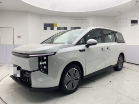 上汽大通MAXUS 大家7 2024款 改款 超混 长续航版 悦享版