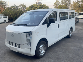 长安跨越 跨越星光 EV 2025款 7人客运 300km 豪华版