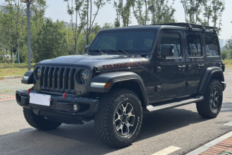 Jeep 牧马人 2021款 2.0T 罗宾汉四门版