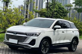 奔腾T77 2023款 1.5T 自动豪华型