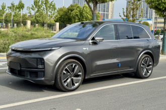 理想汽车 理想L8 2025款 Max 智能焕新版