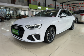 奥迪A4L 2022款 40 TFSI 时尚动感型