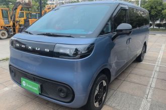 上汽大通MAXUS 大拿M1 2025款 低顶 非营运版（62kWh）