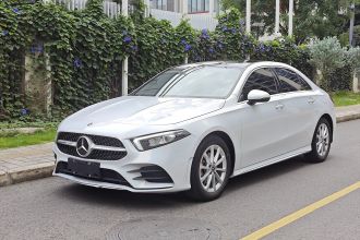 奔驰A级 2021款 A 200 L 运动轿车时尚型