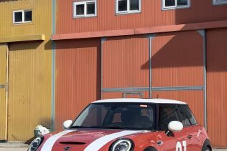 MINI 2018款 2.0T COOPER S 艺术家