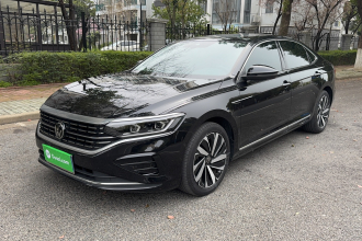 大众 帕萨特 2023款 改款 330TSI 豪华版