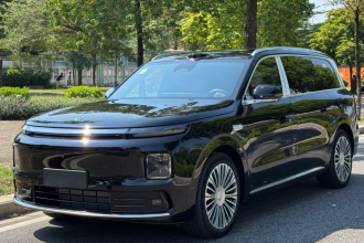 零跑汽车 零跑D19 2026款 增程500智尊版 六座