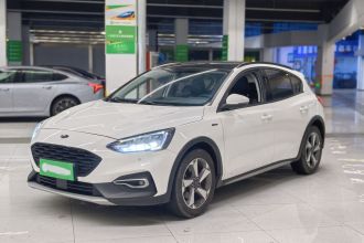 福特 福克斯Active 2021款 EcoBoost 180 自动劲潮型