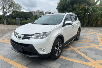 丰田 RAV4荣放 2015款 2.0L CVT两驱风尚版
