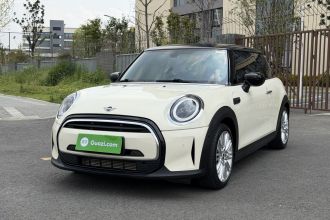 MINI 2022款 改款 1.5T COOPER 经典派