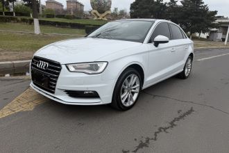 奥迪A3 2015款 Limousine 40 TFSI 自动舒适型
