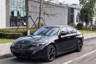 宝马i3 2025款 eDrive 40 L 曜夜套装
