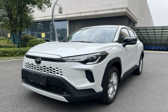 丰田 卡罗拉锐放 2026款 2.0L 先锋版