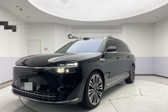 鸿蒙智行 问界M9 2025款 增程 Ultra版 52kWh 5座版 (192线激光雷达）