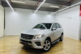 奔驰M级 2015款 ML 320 4MATIC