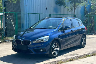 宝马2系旅行车 2016款 218i 运动设计套装