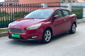 福特 福克斯 2015款 三厢 1.6L 自动舒适型