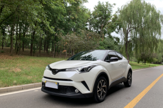 丰田C-HR 2020款 2.0L 领先版