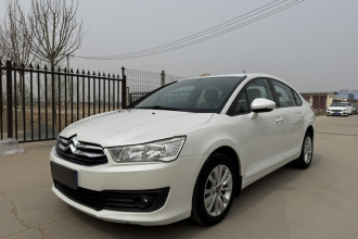 雪铁龙 世嘉 2016款 经典 三厢 1.6L 自动品尚型